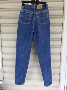 VTG Levis 902 Red Batwing Jean 90s Ultra High Waist Tapered Leg Sz 9 Made in USA - Picture 1 of 20