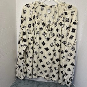 Wunderbares Damen Bauerntop mit Rüschenärmeln bedruckt Größe XL - Bild 1 von 7