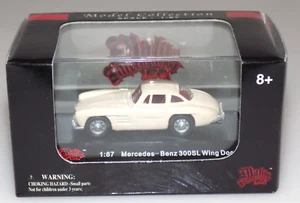 Malibu International Mercedes-Benz 300SL Wing Door Die Cast 1:87 HO Scale NIB - Picture 1 of 2