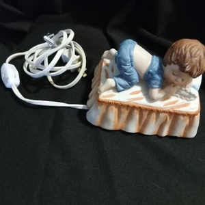 Vintage Treasure Masters Night Lite mit Baby Junge - Bild 1 von 5
