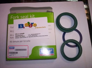 KIT PARAOLIO PARAPOLVERE FORCELLA SKF SHOWA 41mm HONDA CB 600 HORNET 96-06 - Foto 1 di 1