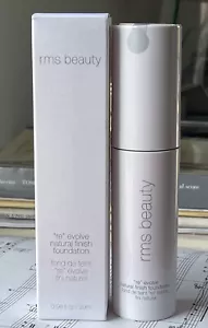 RMS Beauty Re Evolve natürliche Oberfläche Foundation 22 hell-medium versiegelt NEU - Bild 1 von 6