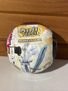 MGA's Miniverse Make It Mini Herr der Ringe Mystery Ball. NEU / VERSIEGELT - Bild 1 von 5
