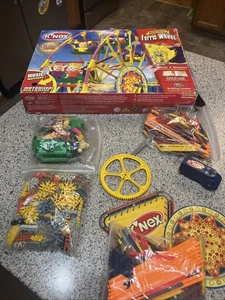 Set completo ruota panoramica musicale K'Nex, età 8+ 3 modelli, NON TESTATO - Foto 1 di 7