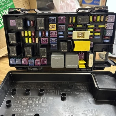 TIPM Integrated Control Module-SE, VIN: K Mopar 68244887AA fits 2011 Dodge Nitro - Изображение 1 из 4