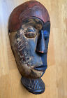 Afrikanische Holzmaske. Geschnitzt, bemalt. L= 33 cm. Breite 17,5 . H&#246;he 12,5 cm