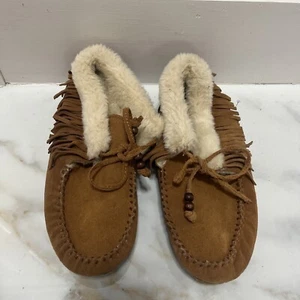 Minnetonka Woman's Camel Color Suede Bootie SZ 9 NEW - Picture 1 of 7
