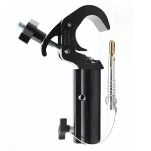 Doughty Quick Trigger TV Clamp Haken 38-51mm für Alu Truss Rohr 48 Zapfen - Afbeelding 1 van 1