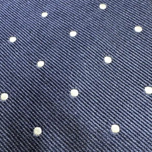 Cravatta Brooks Brothers in seta blu navy, pois bianchi - Foto 1 di 8
