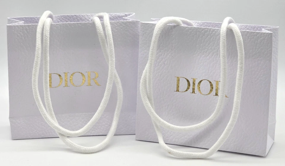 Лот из 2 маленький классический DIOR белый текстурированный бумаги подарок сумка новый 5 x 5 x 2 - Изображение 1 из 4