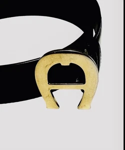 Etienne Aigner Gürtel Logo Damen Gr. 34 Schwarz Leder Gold Schnalle Italy - Bild 1 von 5