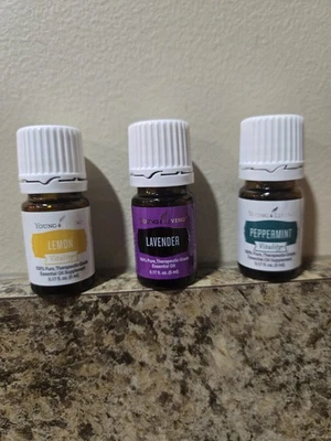 Lote de 3 aceites esenciales Young Living sin abrir .17 fl oz limón lavanda menta Foto 1 de 4
