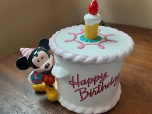 Telaflora - Disney 6 x 6" Mickey Mouse Kuchen Schmuckschatulle HAPPY BIRTHDAY Figur - Bild 1 von 4