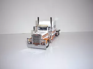 DCP FIRST GEAR 1/64 TRI-STATE COMMODITIES PETERBILT 389 WITH 70" SLEEPER - Picture 1 of 6