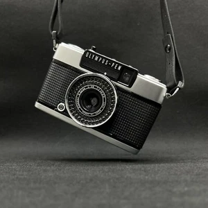 Vintage 1973 Camera Olympus-pen EE-3 Film Zuiko 3.5 28mm Half Frame Rare Japan - Picture 1 of 24