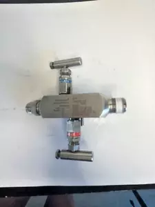 Rosemount C306101126-0000 In Line Druckmessumformer Ventil Verteiler 1/2" NPT - Bild 1 von 4