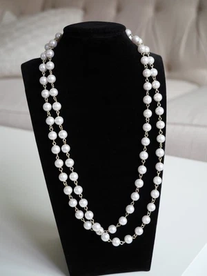 Collar vintage de perlas blancas Foto 1 de 3