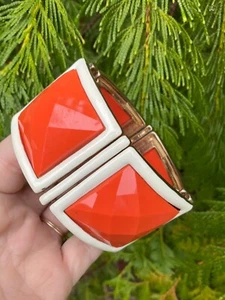 Vintage 60s 1960s Mid Century Retro Mod Groovy Orange & Cream Bracelet Lucite ?? - Picture 1 of 12