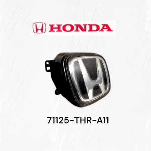 HONDA Genuine 71125-THR-A11 ODYSSEY 18'-20' Front Radar cover Emblem made in JPN - Bild 1 von 3