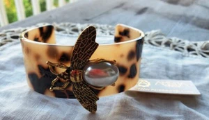 Amrita Singh Resin Bee Cuff Tortoise Shell – NEW - Picture 1 of 3