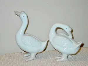 Due statuine vintage 1980 Fitz e Floyd anatre oche in ceramica bianca - Foto 1 di 4