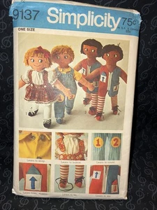 VTG 70s Simplicity 9137 Educational BOY & GIRL 24" Rag DOLL Toddler Toy Pattern - Picture 1 of 1