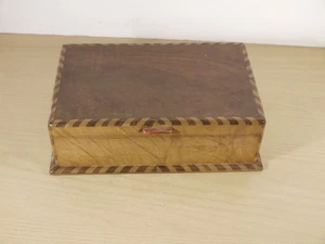 Vintage Wooden Trinket Box Wood Inlay 14x22 cm - Picture 1 of 10