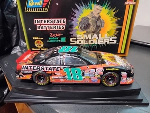 Revell 1998 Interstate Batteries Bobby Labonte #18 Small Soldiers 1:24 *see Pics - Picture 1 of 9