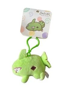 Llavero de peluche de larvitar desmayado Sentou Funou 2021 original Pokemon Center nuevo con etiquetas - Imagen 1 de 5