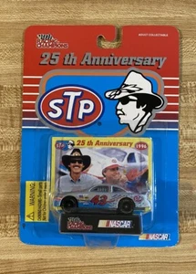 1996 Racing Champions Richard Petty Silver Die Cast Car 1:64 Scale - Picture 1 of 4
