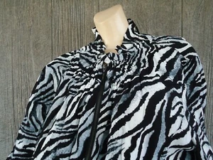 New MING WANG Black White Zebra Jacket XL $240 Washable Animal Print NWT Zip - Picture 1 of 10