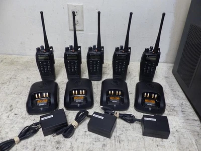 LOT of 4 Motorola XPR6550 UHF DMR Two-way Radio AAH55QDH9LA1AN + 4 Chargers - Image 1 of 4