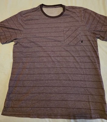 MOUNTAIN HARD WEAR Men's Tshirt Size XL - Image 1 of 3