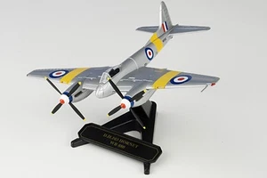 Oxford Diecast 1/72 Hornet F.Mk 1 Airplane WB880 RAF Far East Training Sqn - Picture 1 of 2