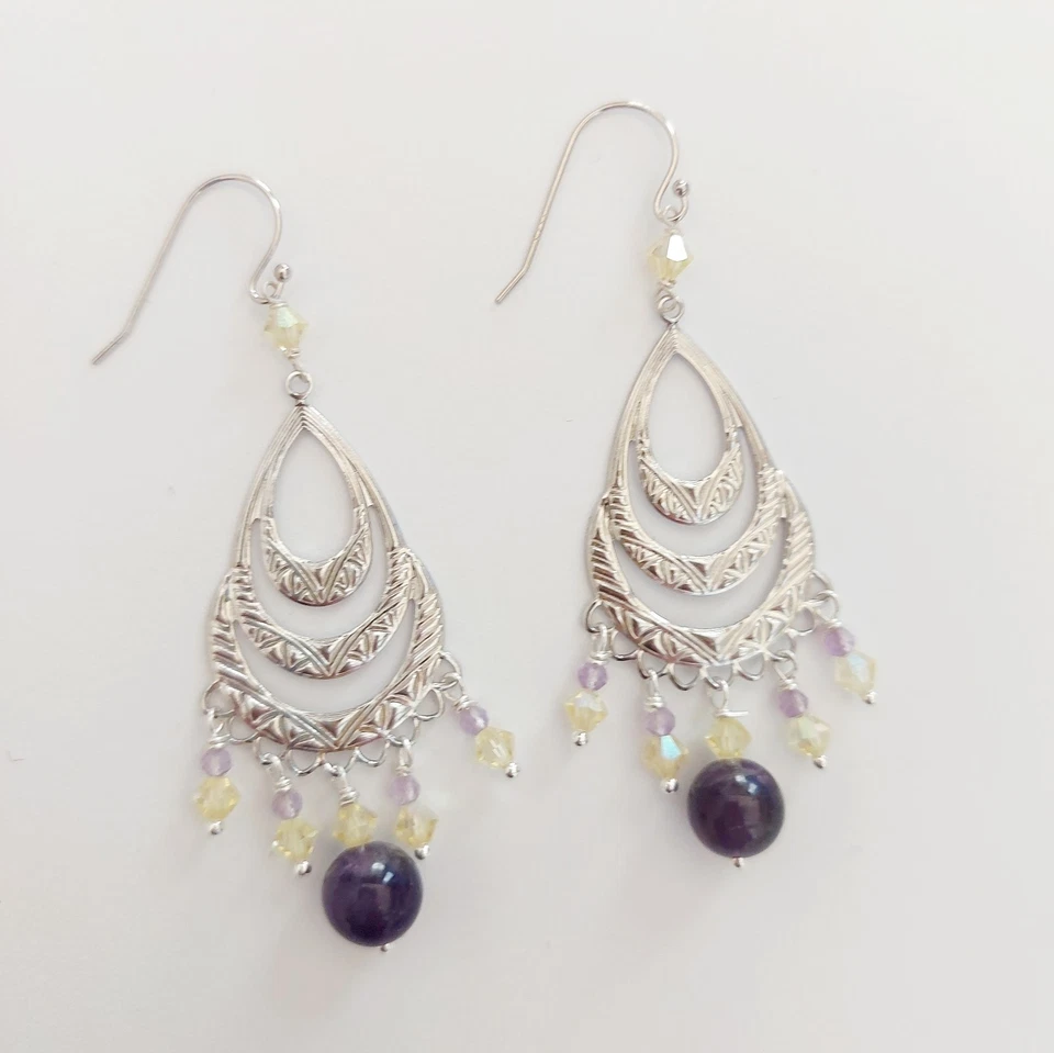 Orecchini in argento 925 con ametista naturale da 8 e 3 mm e cristalli gialli  - Immagine 1 di 4