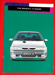 Renault 19 Range 1994 folleto de ventas - 16V RT RL Biarritz Cabriolet berlina con escotilla - Imagen 1 de 5