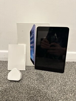 Apple Ipad Mini 1 Retina 16GB Unlocked WIFI - Space Grey - Image 1 of 4