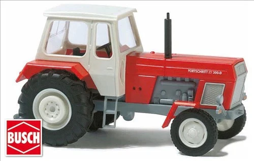 Busch 8702, Traktor »Fortschritt« rot oder blau, / TT - Bild 1 von 1