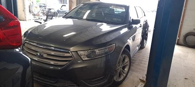 2017 Ford Taurus (Sedan Transmission OEM 115K Miles - LKQ383718290 - Изображение 1 из 3