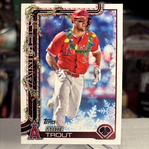 Mike Trout 2025 Topps Holiday Xmas Lights Image Variation SSP ⭐️ MINT - Picture 1 of 3