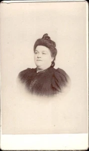 Heavy Woman Portrait Studio CDV Card Photograph (CDV4-6) - Picture 1 of 2