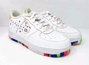 Nike Niños Air Force 1 LV8 DV1366-111 Blanco Zapatos Informales Tenis Talla 7Y - Imagen 1 de 9