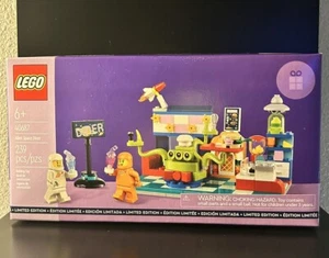 LEGO 40687 Alien Space Diner Limited Edition 239pcs - New, Sealed - Picture 1 of 6