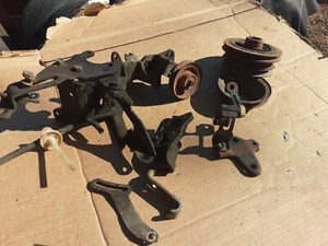 1983 Toyota Celica GT Pulleys And Brackets  - Bild 1 von 3