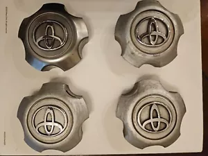 Toyota Highlander Center cap Hubcaps 2001 02 03 Hyper Silver 16" set of 4 - Picture 1 of 2