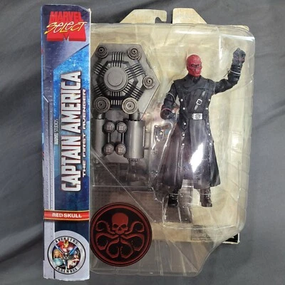 Figura de acción Diamond Marvel Select Red Skull Capitán América El Primer Vengador Foto 1 de 4