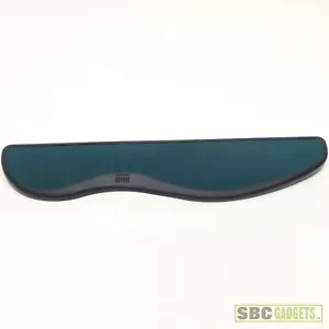 New Kensington Sports Keyboard Wrist Rest Gel Padded Rubber *Ships Same Day* - Picture 1 of 4