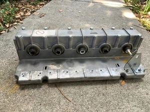 Pumpenverteilerblock Pumpengehäuseblock für COROB D600 gebraucht OEM Teil COROB D600 - Bild 1 von 11