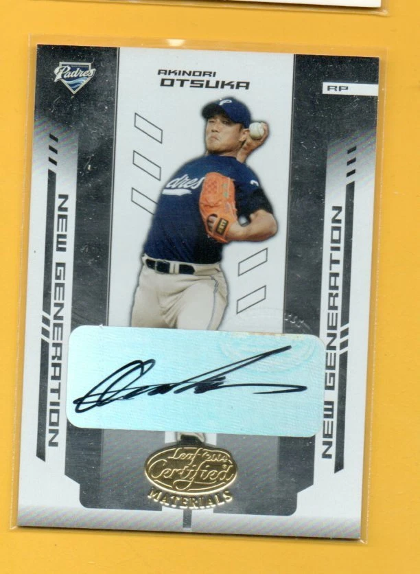 D24810  2004 Leaf Certified Materials #262 Aki Otsuka RC AUTOGRAPH #15/200 - Image 1 of 1