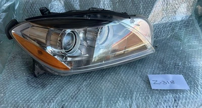 2012-2015 Mercedes Benz ML350 A1668207159 Right Headlight  - Image 1 of 4